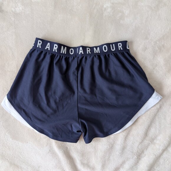 3/$30 Under Armour loose fit athletic shorts - Picture 4 of 4